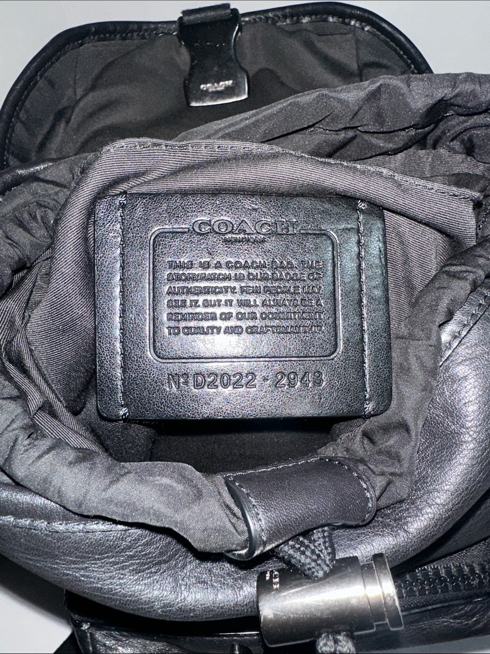 Coach Ranger leather Sling back pack - Picture 5 of 9